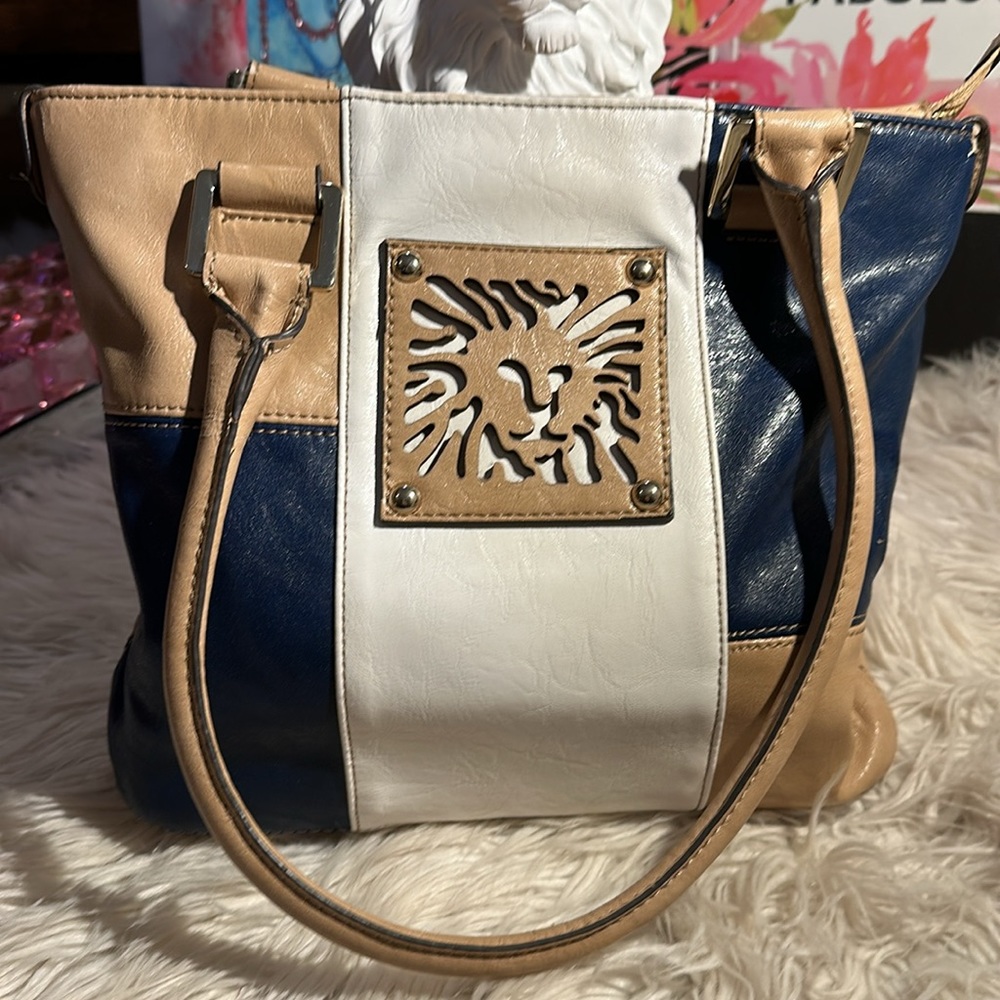 Anne Klein color block EUC shoulder bag.